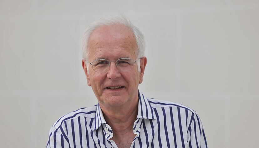 Harald Schmidt verspottet Nato-Generalsekretär Mark Rutte wegen dessen Nähe zu US-Präsident Donald Trump. Harald Schmidt verspottet Nato-Generalsekretär Mark Rutte wegen dessen Nähe zu US-Präsident Donald Trump.