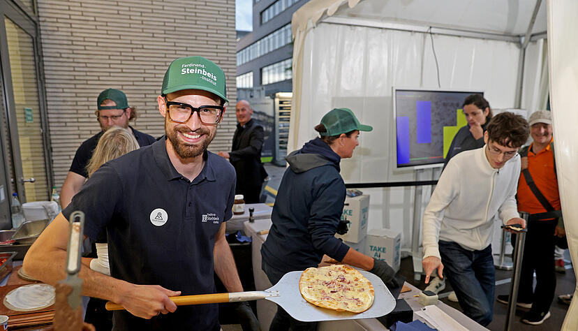 Bei Fraunhofer gibts Flammkuchen. Bei Fraunhofer gibts Flammkuchen.