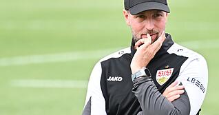 VfB-Trainer Sebastian Hoeneß gastiert mit den Stuttgartern am 3. Spieltag beim SC Freiburg.