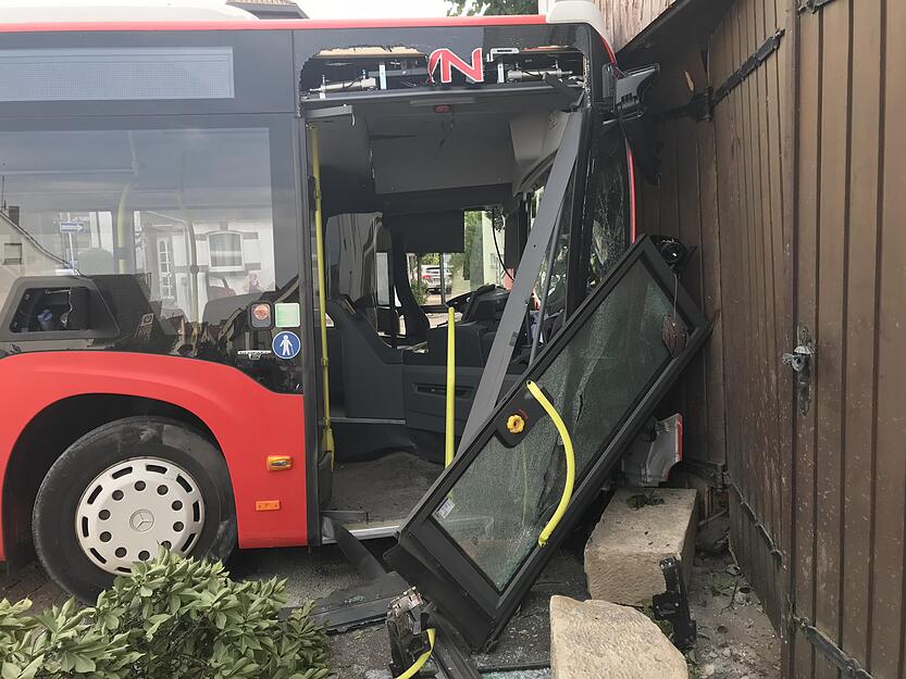 Offensichtlich war der Bus zu schnell.