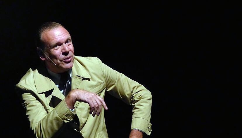 Georg Schramm in "Meister Yodas Ende", bejubelt im B&uuml;rgerzentrum Brackenheim