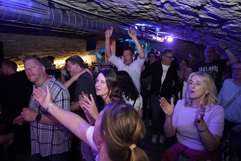 Bilder zeigen die lebendige Stimmung bei der Night of Music in &Ouml;hringen.