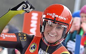 Die Doppelolympiasiegerin Natalie Geisenberger spricht vor dem Weltcup-Auftakt über ihren stressigen Alltag, ihre Gefühle und Ziele.