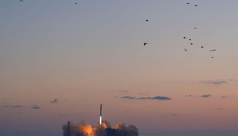 Die Mega-Rakete Starship von SpaceX hebt zu dem Testflug ab.