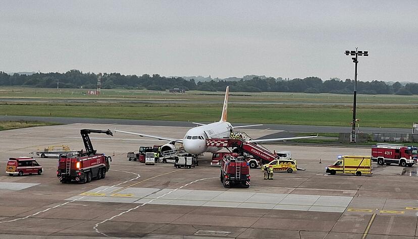 Kurz nach dem Start musste ein Flugzeug an den Flughafen Bremen zur&uuml;ckkehren. (Archivbild)