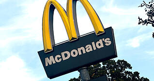 In Eppingen sorgt die geplante McDonald’s-Filiale für kontroverse Diskussionen – Befürworter und Gegner beziehen klar Stellung. (Symbolbild)