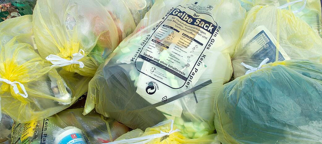 Was gehört in den Gelben Sack? Viele Verbraucher sind sich trotz der Beschriftung nicht sicher. Die Fehlwurfquote liegt bei 30 Prozent. Was gehört in den Gelben Sack? Viele Verbraucher sind sich trotz der Beschriftung nicht sicher. Die Fehlwurfquote liegt bei 30 Prozent.
