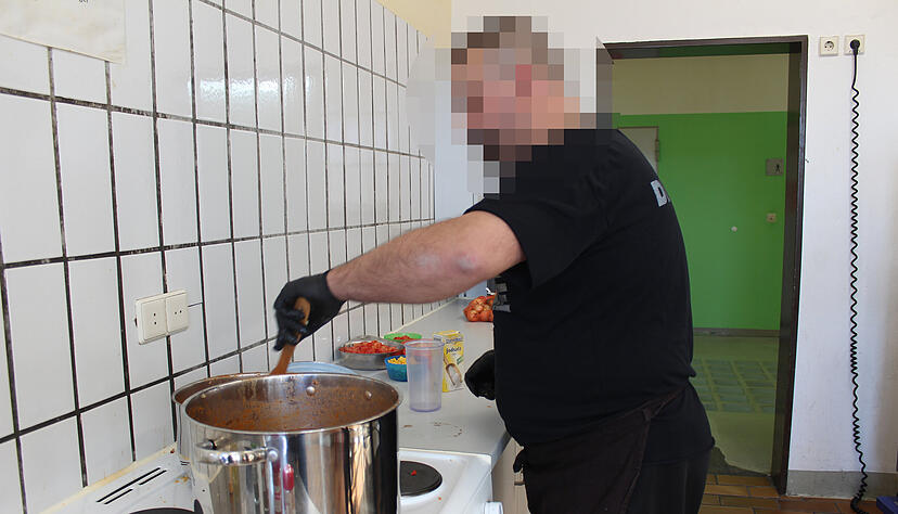 Rafael hat Verwandtschaft in Spanien. Er half fr&uuml;her in deren Restaurant mit.