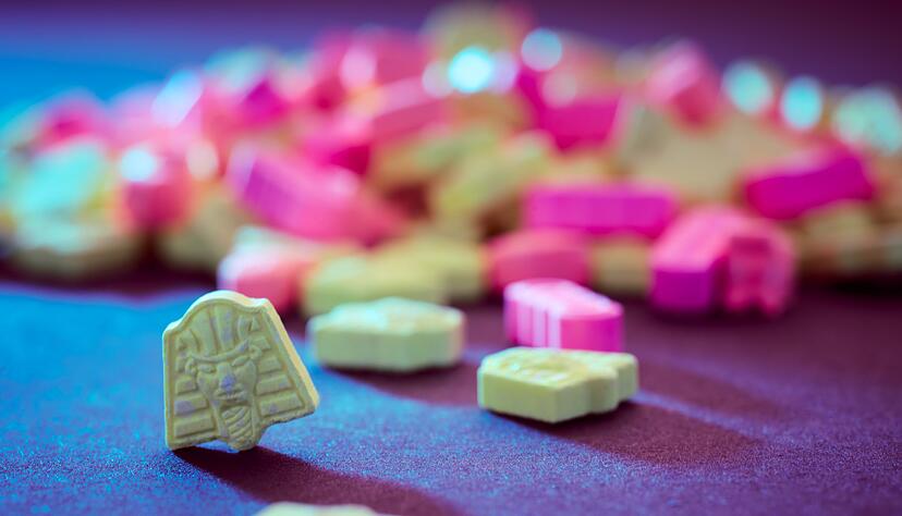 Das BKA warnt mit der Social-Media-Kampagne «#gefährlichbunt» vor synthetischen Drogen. Das BKA warnt mit der Social-Media-Kampagne «#gefährlichbunt» vor synthetischen Drogen.