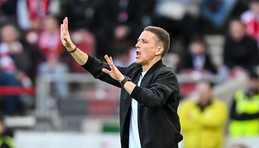 Der Druck nimmt zu: VfL-Trainer Daniel Bauer