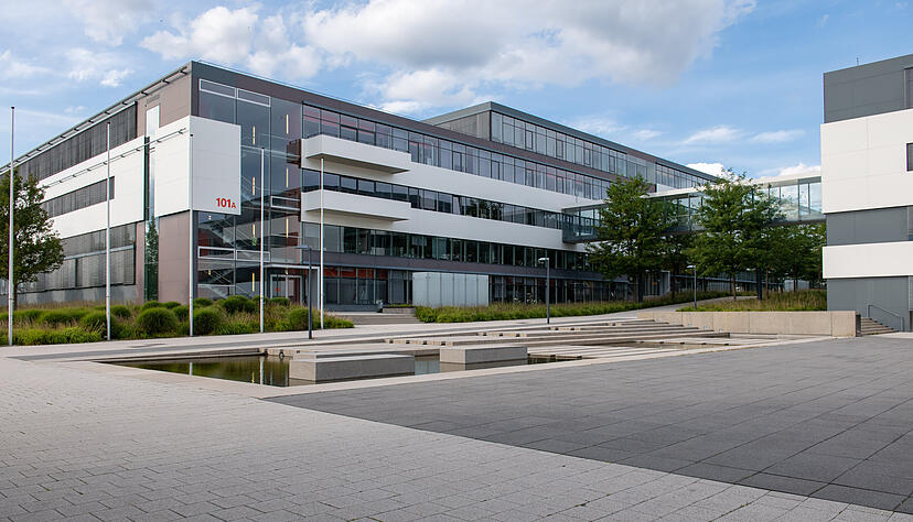 Auch in Abstatt soll es zu einem Stellenabbau kommen, teilte ein Sprecher auf Stimme-Anfrage mit. Auch in Abstatt soll es zu einem Stellenabbau kommen, teilte ein Sprecher auf Stimme-Anfrage mit.