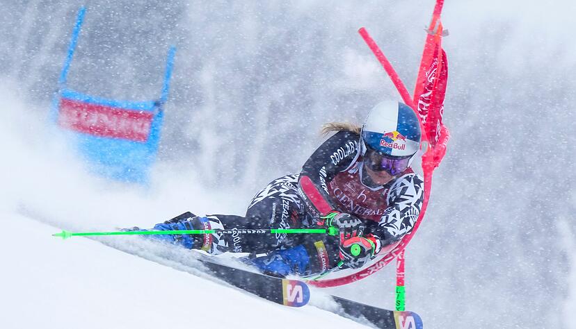 Alice Robinson gewinnt den Riesenslalom von Mont-Tremblant.