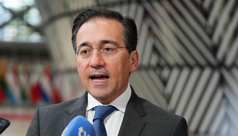 Spanien hat Bundeskanzler Friedrich Merz (CDU) mangelnde Solidarit&auml;t angesichts der Kritik von US-Pr&auml;sident Donald Trump an dem Nato-Partner vorgeworfen.