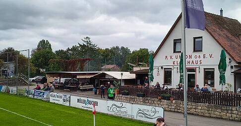 Auf dem Sportgelände des FC Union Heilbronn herrscht nach dem Tod eines Spielers Trauer.  Foto: Archiv