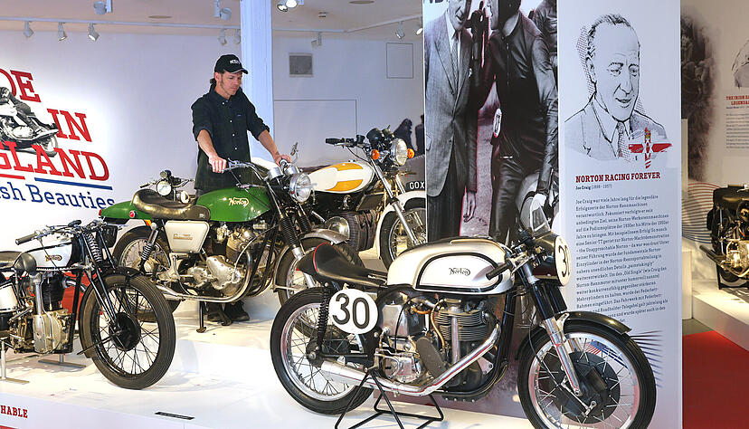 21 besondere Motorräder von der Insel sind im Museum Neckarsulm ausgestellt. 21 besondere Motorräder von der Insel sind im Museum Neckarsulm ausgestellt.