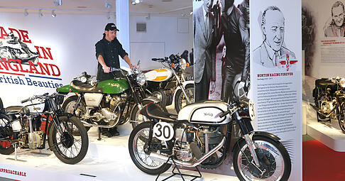 21 besondere Motorr&auml;der von der Insel sind im Museum Neckarsulm ausgestellt.