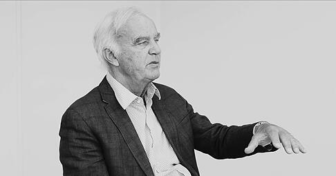 Erhard Klotz bei einem Stimme-Redaktionsgespräch im Jahr 2015. Der frühere OB und Ehrenbürger von Neckarsulm Erhard Klotz ist im Alter von 87 Jahren verstorben. Erhard Klotz bei einem Stimme-Redaktionsgespräch im Jahr 2015. Der frühere OB und Ehrenbürger von Neckarsulm Erhard Klotz ist im Alter von 87 Jahren verstorben.