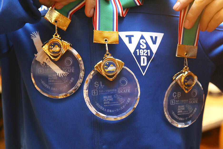 Empfang dreifacher Inline-Weltmeister J&ouml;rg Bertsch in Degmarn