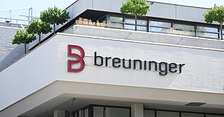 Die Gesch&auml;fte bei Breuninger laufen: 2024 setzte die Stuttgarter Warenhauskette 1,3 Milliarden Euro um. Dennoch wollen die Eigent&uuml;mer das Handelsgesch&auml;ft und die Immobilien verkaufen.