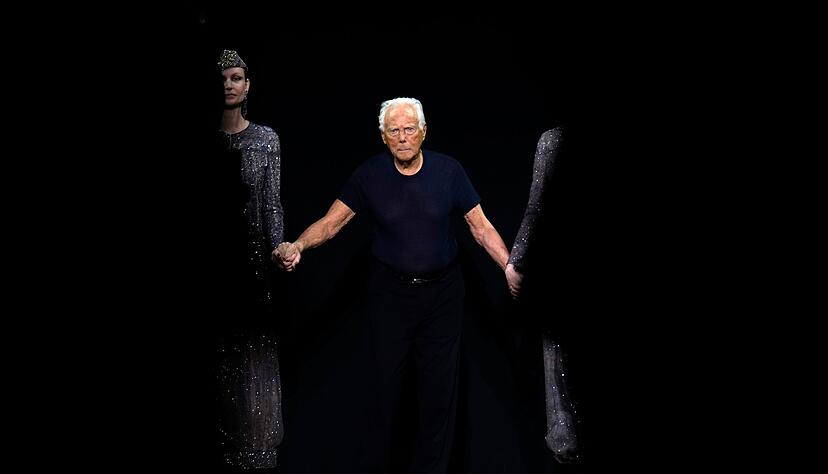 Giorgio Armani hatte bei der Präsentation der Herbst/Winter-Kollektion 2025/26 einen seiner letzten Auftritte. (Archivbild) Giorgio Armani hatte bei der Präsentation der Herbst/Winter-Kollektion 2025/26 einen seiner letzten Auftritte. (Archivbild)