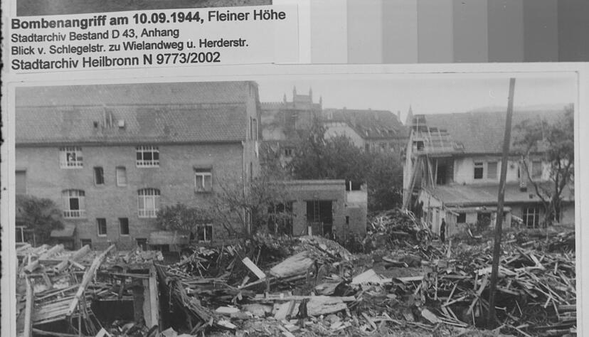 Zwischen Böckingen, Stadtkern und Südstadt - hier auf der Fleiner Höhe - wurden vor genau 75 Jahren 300 Gebäude zerstört. Doch das war nicht das Ende. Zwischen Böckingen, Stadtkern und Südstadt - hier auf der Fleiner Höhe - wurden vor genau 75 Jahren 300 Gebäude zerstört. Doch das war nicht das Ende.