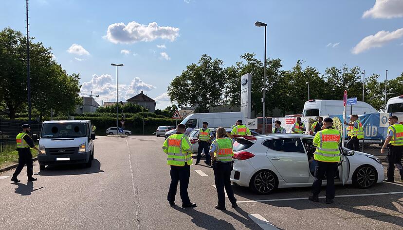 Am Mittwochnachmittag hat die Polizei in Heilbronn eine Großkontrolle durchgeführt.