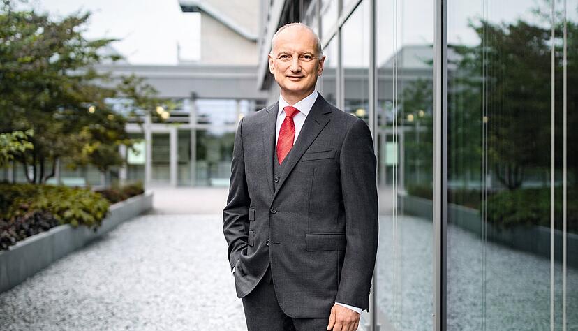 Nikolas Stihl ist Vorsitzender des Stihl-Beirats. Dass sich mehr tun muss bei der Digitalisierung der Ämter, das sieht auch er. Nikolas Stihl ist Vorsitzender des Stihl-Beirats. Dass sich mehr tun muss bei der Digitalisierung der Ämter, das sieht auch er.