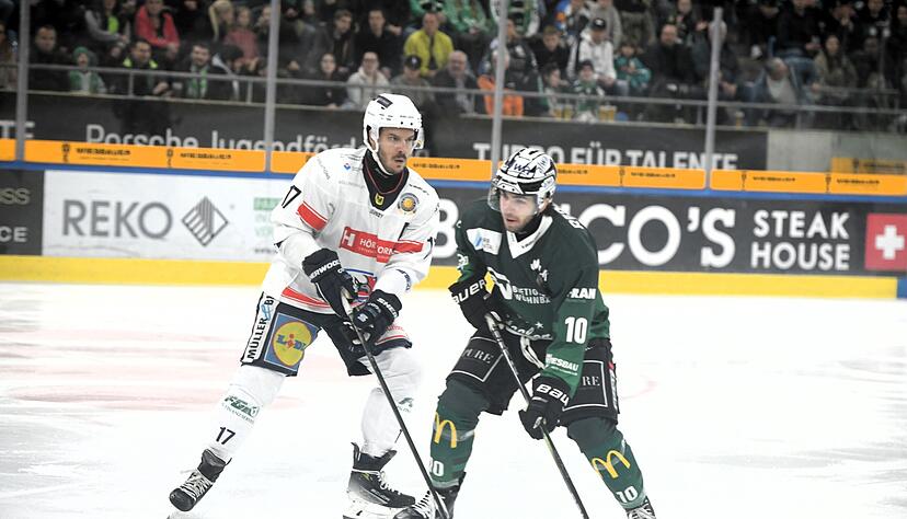 Vor dem Derby-Rückspiel am Freitag gegen die Bietigheim Steelers hat Falken-Stürmer Robin Just (links) die freien Tage zur intensiven Regeneration genutzt.