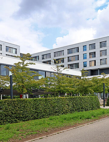 Das SLK-Klinikum am Plattenwald sticht mit einem Gewinn von 4,7 Millionen Euro positiv hervor.