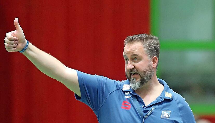 Daumen hoch: F&uuml;r Trainer Pascal Morgant war die erste Saison in Neckarsulm anstrengend, aber letztlich doch zufriedenstellend.
 Foto: Veigel, Andreas