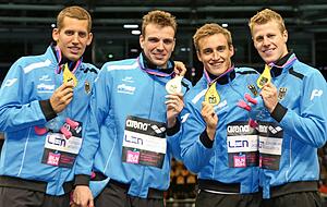 Staffel-Europameister 2014 in Berlin: Der gr&ouml;&szlig;te sportliche Erfolg von Clemens Rapp (rechts) im Team mit Yannick Lebherz (von links), Paul Biedermann und Robin Backhaus.
Foto: dpa