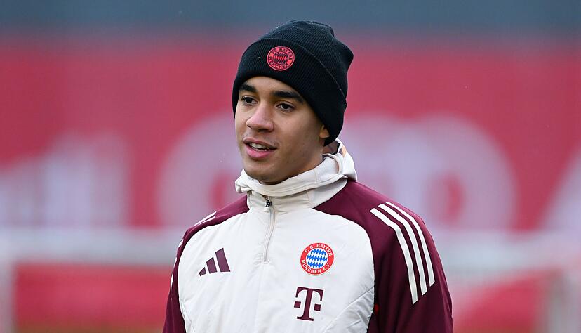 Jamal Musiala trainiert schon wieder beim FC Bayern.