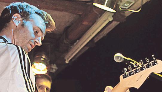 Keen live & unplugged brachte tolle Stimmung auf den Parkplatz West.