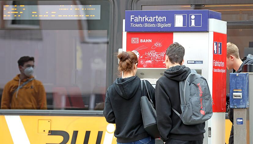 Unter Bundespolitikern aus der Region Heilbronn und aus Hohenlohe ist umstritten, ob die Aktion mit dem 9-Euro-Ticket gelungen war. Unter Bundespolitikern aus der Region Heilbronn und aus Hohenlohe ist umstritten, ob die Aktion mit dem 9-Euro-Ticket gelungen war.