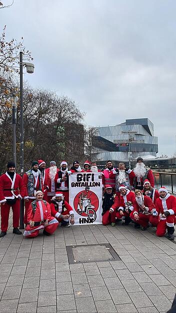 Die Mofagang Bifibataillon organisiert 2024 zum viertel Mal eine Spendenfahrt. Die Mofagang Bifibataillon organisiert 2024 zum viertel Mal eine Spendenfahrt.