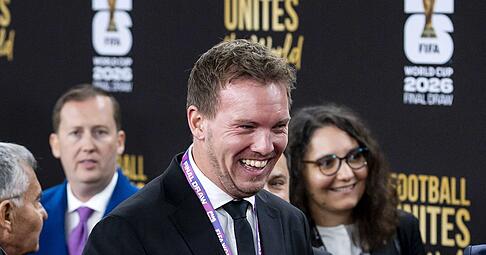 Bundestrainer Julian Nagelsmann beobachtet seine Spieler genau. (Archivbild)