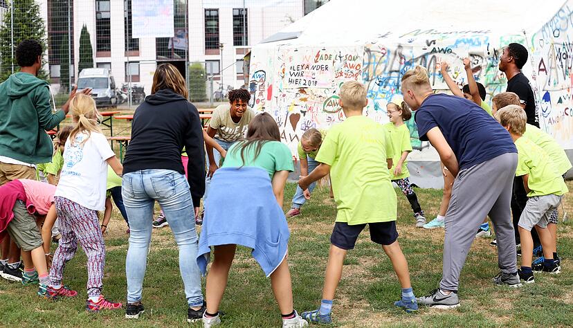 Wie groß die Gruppen sein dürfen, wie viele Kinder mit auf eine Freizeit dürfen und welche Regeln dort gelten, wissen die Veranstalter noch nicht.
Foto: Archiv/Ralf Seidel Wie groß die Gruppen sein dürfen, wie viele Kinder mit auf eine Freizeit dürfen und welche Regeln dort gelten, wissen die Veranstalter noch nicht.
Foto: Archiv/Ralf Seidel
