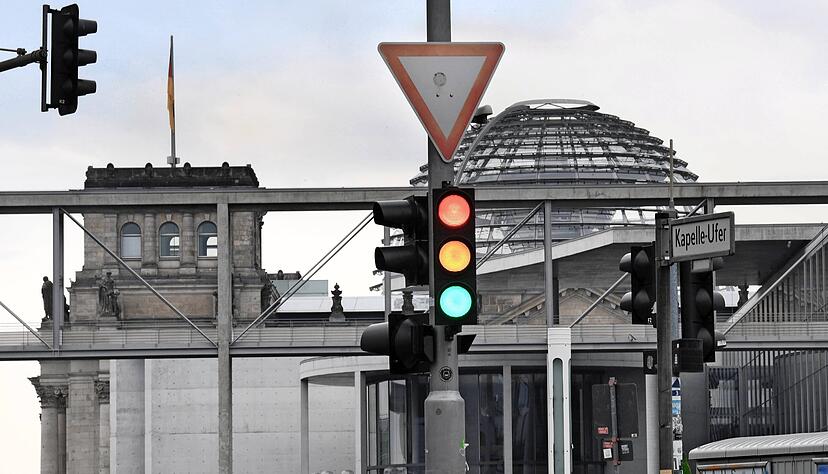 Wird die Ampel kommen oder k&ouml;nnte doch die Jamaika-Koalition unter Unionsf&uuml;hrung eine Chance haben? Der Wirtschaft ist Planungssicherheit wichtig.
Foto: dpa
