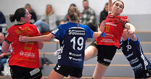 Nach drei Wochen Spielpause in der 3. Liga geht es an diesem Samstag f&uuml;r Aylin Bornhardt (am Ball) und die SG Schozach-Bottwartal wieder los.