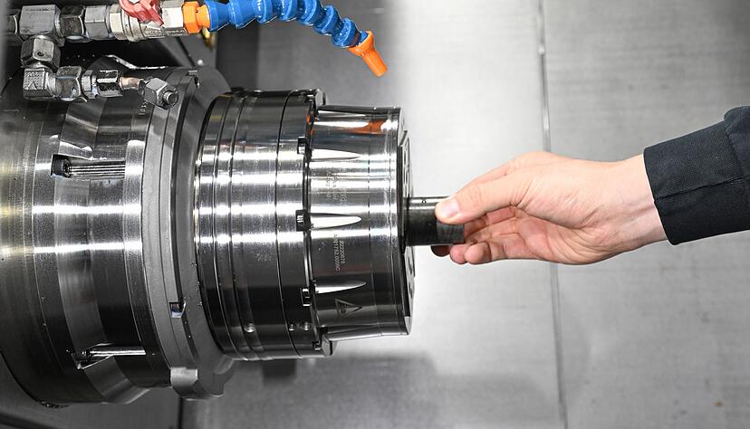 Die Nachfrage nach Besch&auml;ftigten mit Kompetenzen in den Bereichen IT-Systemsicherheit, K&uuml;nstliche Intelligenz und emissionsfreie Produktion wird laut Studie in den kommenden Jahren deutlich steigen. (Symbolbild)