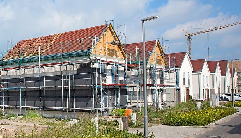 Der Bretzfelder Gemeinderat hat festgelegt, wie viel Grundsteuer Immobilienbesitzer künftig zahlen müssen. Foto: dpa Der Bretzfelder Gemeinderat hat festgelegt, wie viel Grundsteuer Immobilienbesitzer künftig zahlen müssen. Foto: dpa