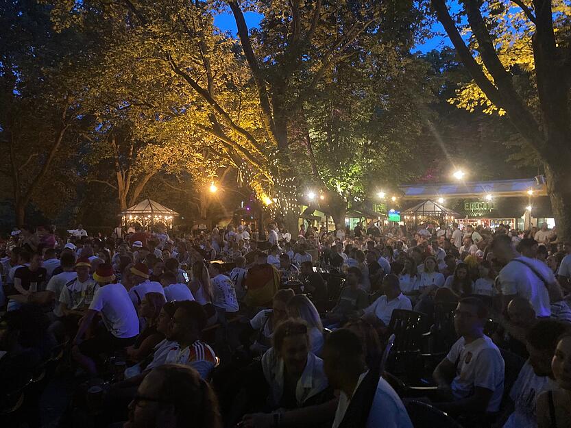 Das Public Viewing im Heilbronner Biergarten Food Court war gut besucht.