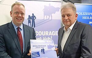 Armin Xaver Thudium (re.) und Landrat Dr. Matthias Neth. Armin Xaver Thudium (re.) und Landrat Dr. Matthias Neth.