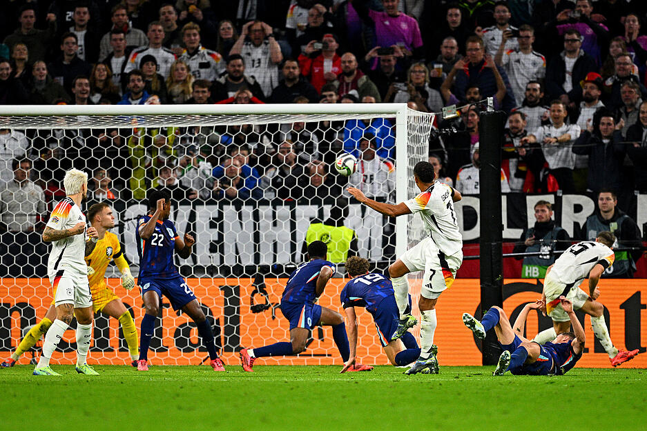 Der 23-Jährige sorgte beim streckenweise zähen 1:0 (0:0) der Nationalmannschaft bei seinem Vollspann-Tor in der 64. Minute für den umjubelten Siegtreffer und die vorzeitige Qualifikation für das Viertelfinale der Nations League.
