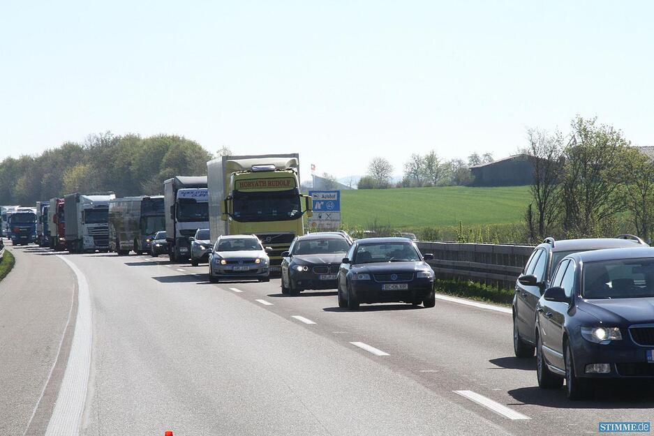 A6: Lkw-Unfall bei Ilshofen
