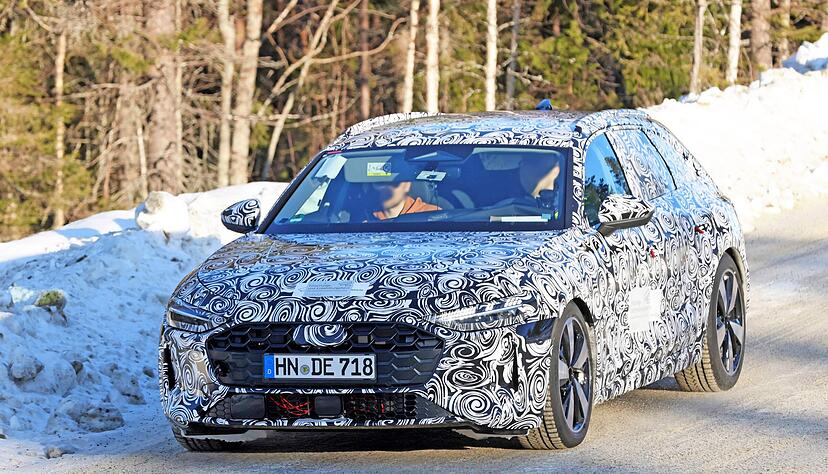 Derzeit testet Audi seine neuen Modelle stark getarnt unter winterlichen Bedingungen in Schweden.