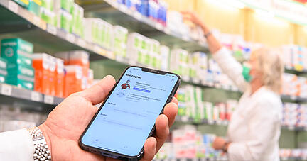 Auf einem Smartphone ist die geöffnete App «Das E-Rezept» zu sehen. Foto: dpa Auf einem Smartphone ist die geöffnete App «Das E-Rezept» zu sehen. Foto: dpa