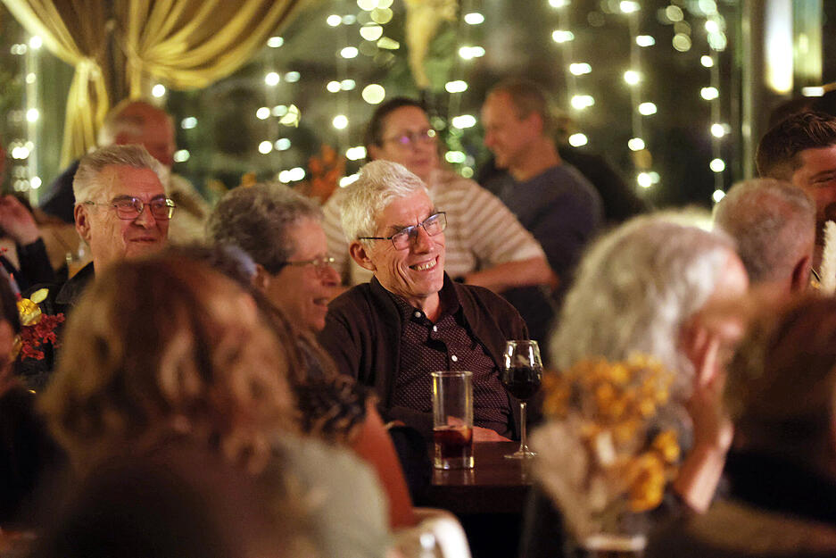 Gute Stimmung bei der Spassix-Comedy-Nacht im Jägerhaus Heilbronn. Gute Stimmung bei der Spassix-Comedy-Nacht im Jägerhaus Heilbronn.