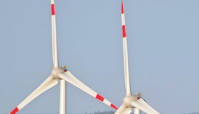 Hier in Südbaden drehen sich seit Jahren Windräder im Wald: Rund 730 Anlagen gibt es aktuell im Ländle, Brände gab es seit 2005 nur eine Handvoll.
Foto: Archiv/Seeger Hier in Südbaden drehen sich seit Jahren Windräder im Wald: Rund 730 Anlagen gibt es aktuell im Ländle, Brände gab es seit 2005 nur eine Handvoll.
Foto: Archiv/Seeger