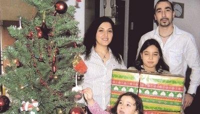&bdquo;Dem Weihnachtsangebot k&ouml;nnen sich nicht mal streng religi&ouml;se Muslime ganz entziehen.&ldquo;
          Nuri Musluoglu, Sozialberater